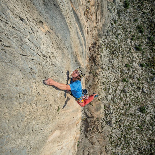 Salewa pohodniška čelada Vayu.