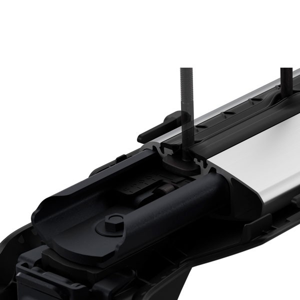 Thule WingBar Edge.