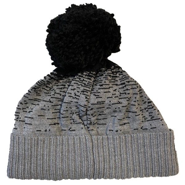 Eisbär kapa Mojo Pompon.