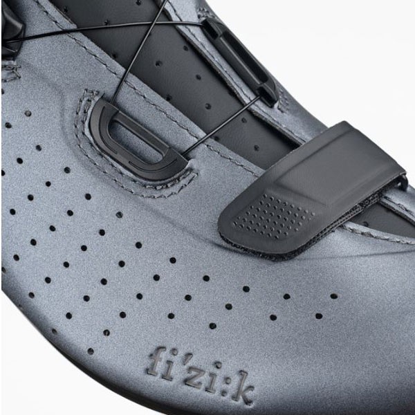 Fizik cestni kolesarski čevlji Tempo Overcurve R5.