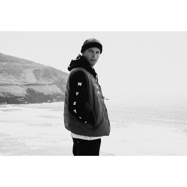 Pulover Mystic Bolt