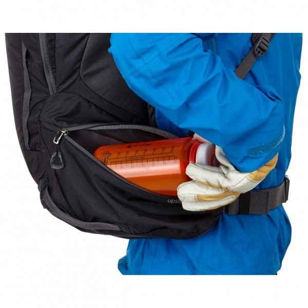 Lahko dostopni žepi za stvari, ki jih želite imeti pri roki.