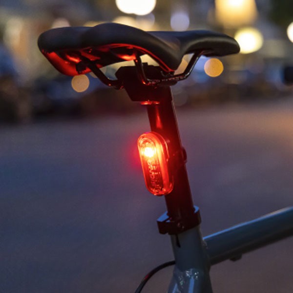 Zadnja luč Sigma Curve