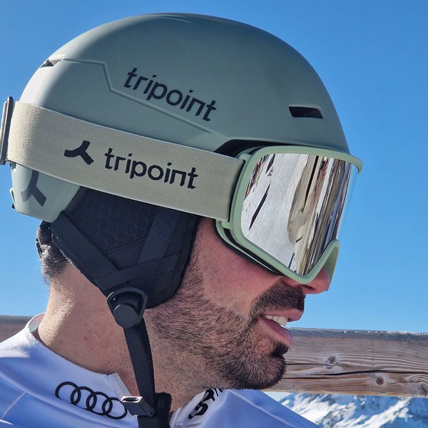 Tripoint 201 Trdkova, smučarska čelada