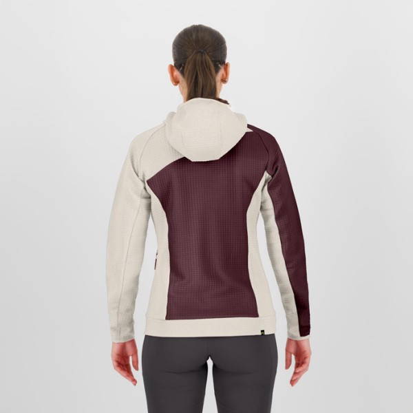 Karpos Averau, ženska jopica