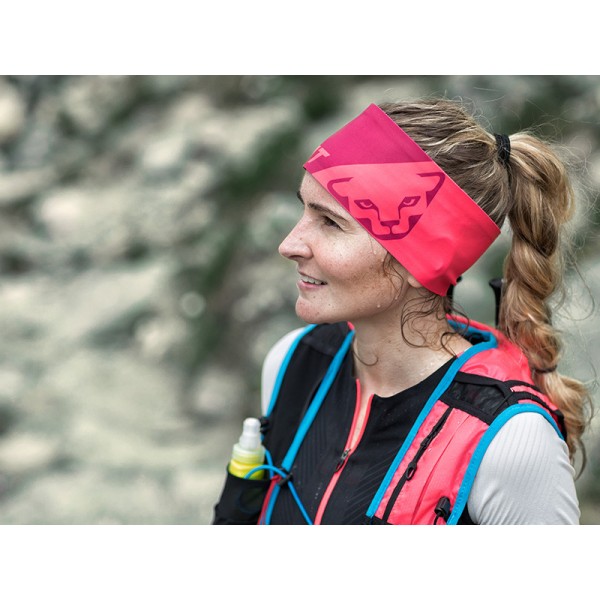 Dynafit trak Performance Dry Pink.