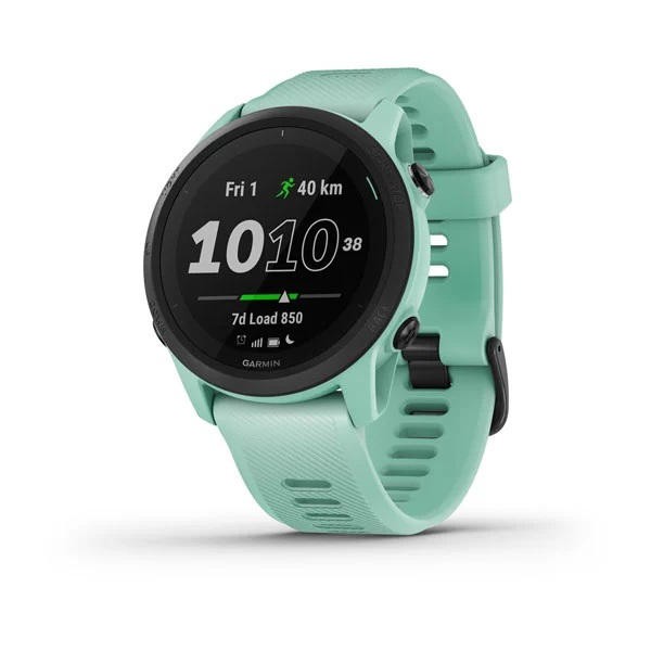 Garmin Forerunner 745.