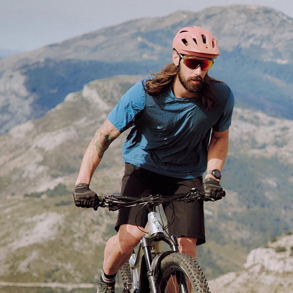 Bolle Adapt Pure, kolesarska čelada