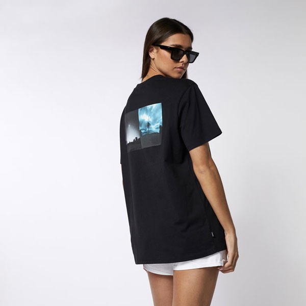 Mystic ženska kratka majica Genesis.