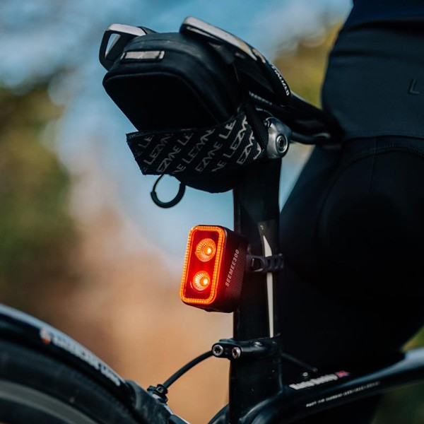 Zadnja luč Magicshine Seemee 300