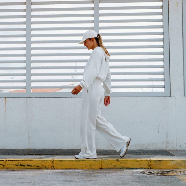 Ženske dolge hlače Mystic Breezy Jogger v bež barvi