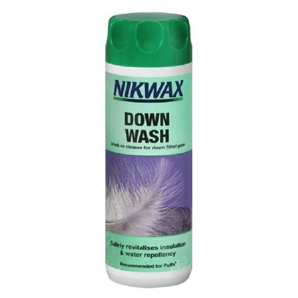 Čistilno sredstvo Nikwax Down Wash.