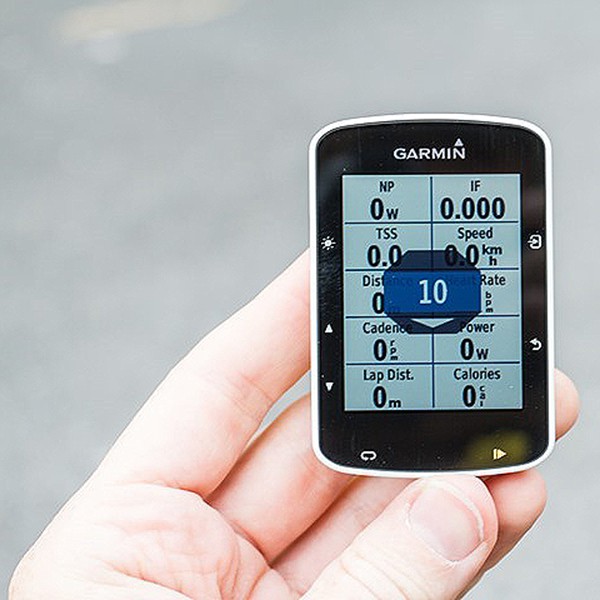 Kolesarski števec Garmin Edge 520.