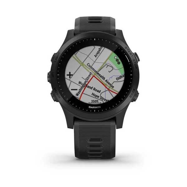 Garmin Forerunner 945.