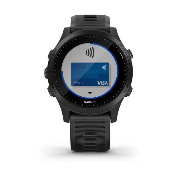 Garmin Forerunner 945.
