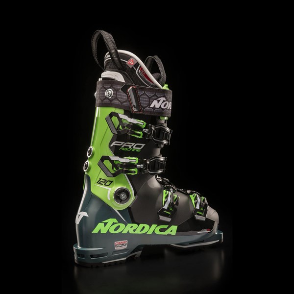 Nordica smučarski čevlji Pro Machine 120.