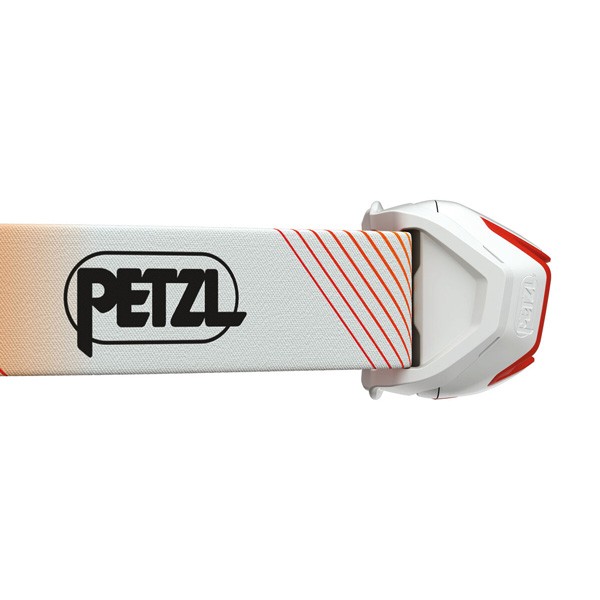 Petzl naglavna svetilka Actik Core.