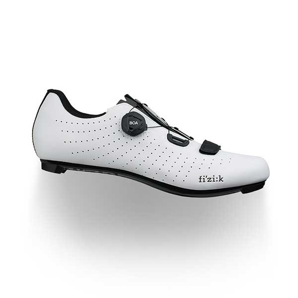 Kolesarski čevlji fizik tempo overcurve r5 bela.
