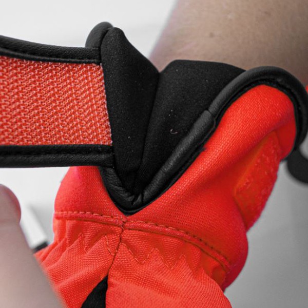 Reusch otroške rokavice WorldCup Warrior R-Tex XT.