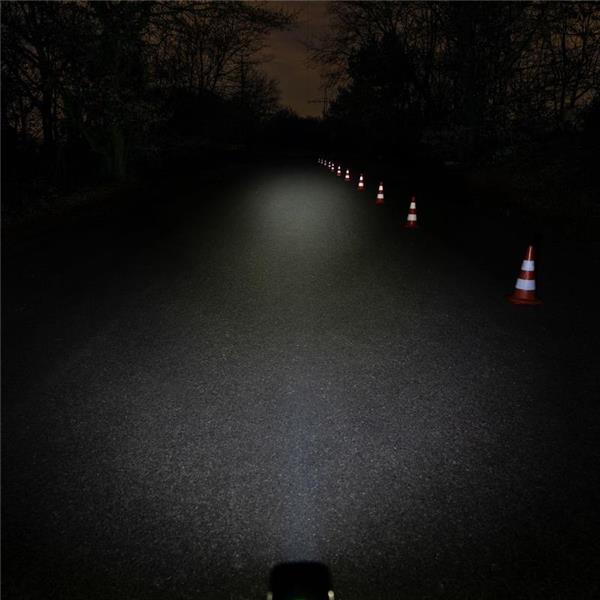 Sprednja luč Sigma Buster FL 150 - 150 LM