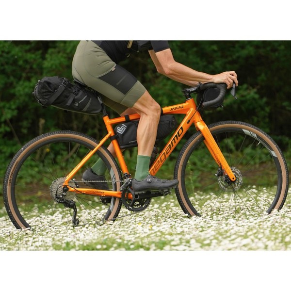 MEGAMO GRAVEL KOLO JAKAR 30 Bikepacking Edition
