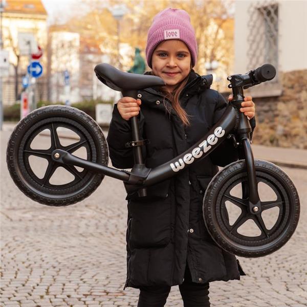 Poganjalec Weezee v črni barvi